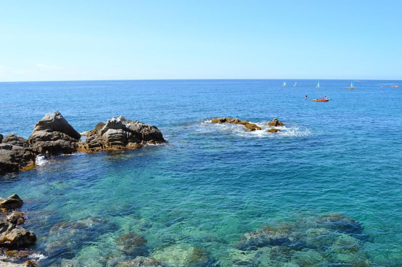 Studios Sol Y Mar Avec Piscine Tossa de Mar Eksteriør billede